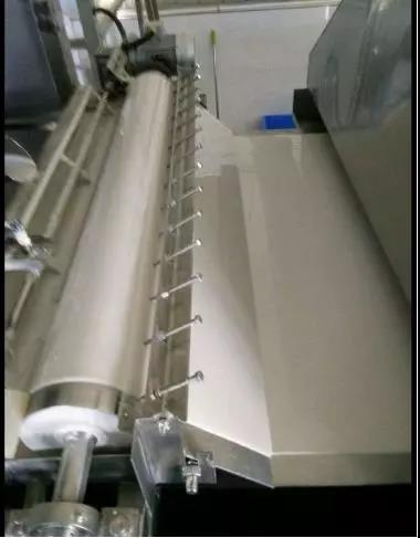 全自動(dòng)粉條機(jī)等壓布漿.jpg