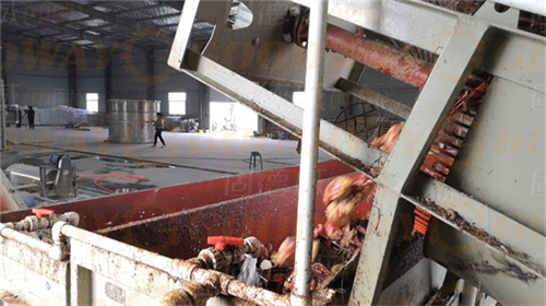 生產(chǎn)紅薯淀粉，選擇怎樣的紅薯清洗上料機(jī)？